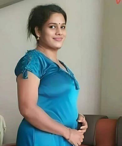 Esha Saxena